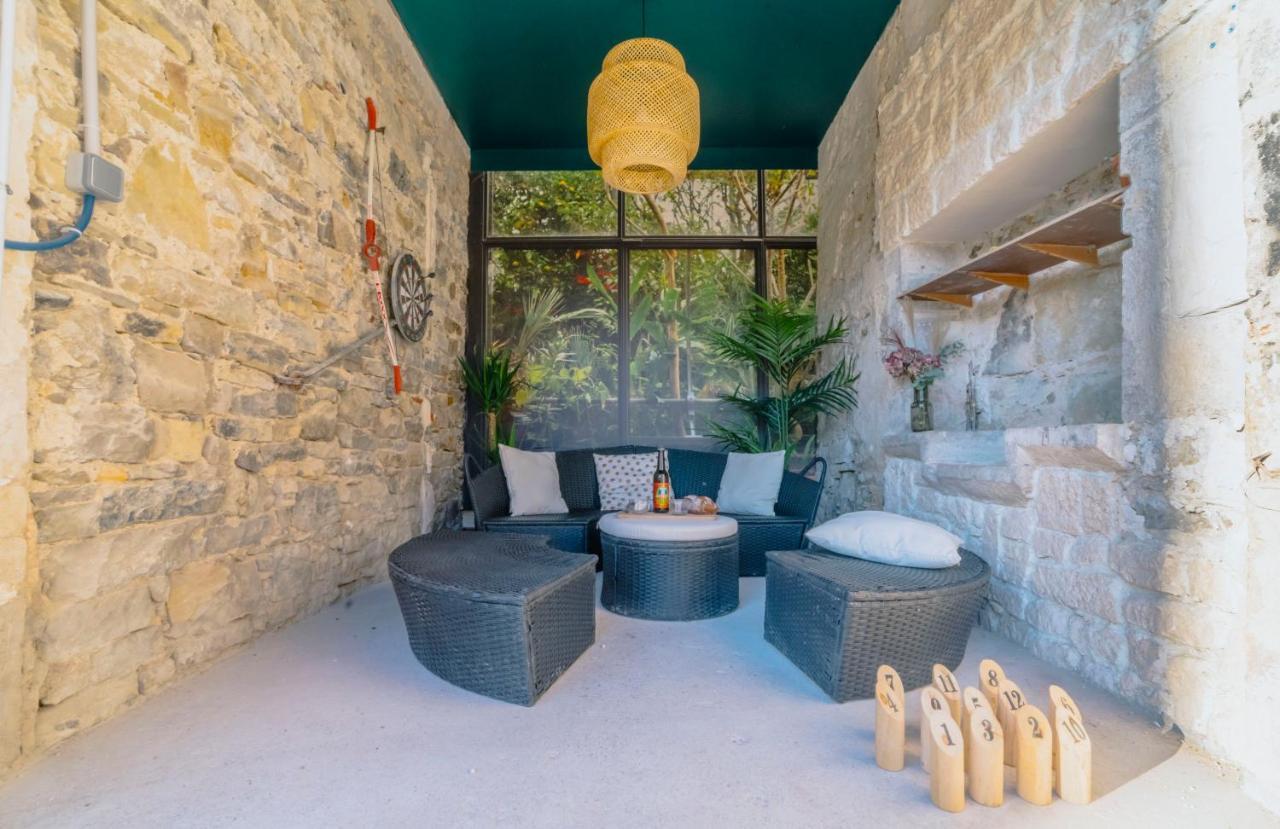 Bidache Le Bel Endroit - Joli Studio Vue Jardin מראה חיצוני תמונה